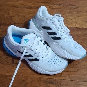 Adidas Tennis Shoes